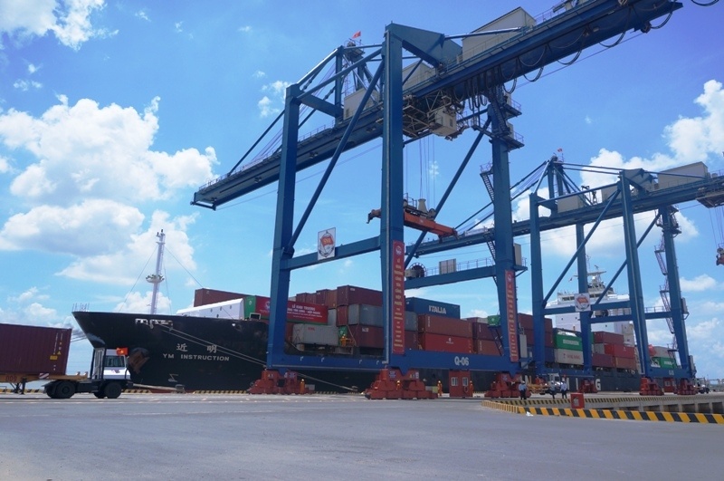 Giá xếp dỡ container xuất nhập khẩu tại cảng biển Việt Nam cần điều chỉnh để tiệm cận với các nước trong khu vực